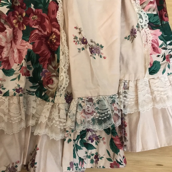 Vintage Pitchfork Brand Floral Lace Flowy Skirt - Picture 2 of 8